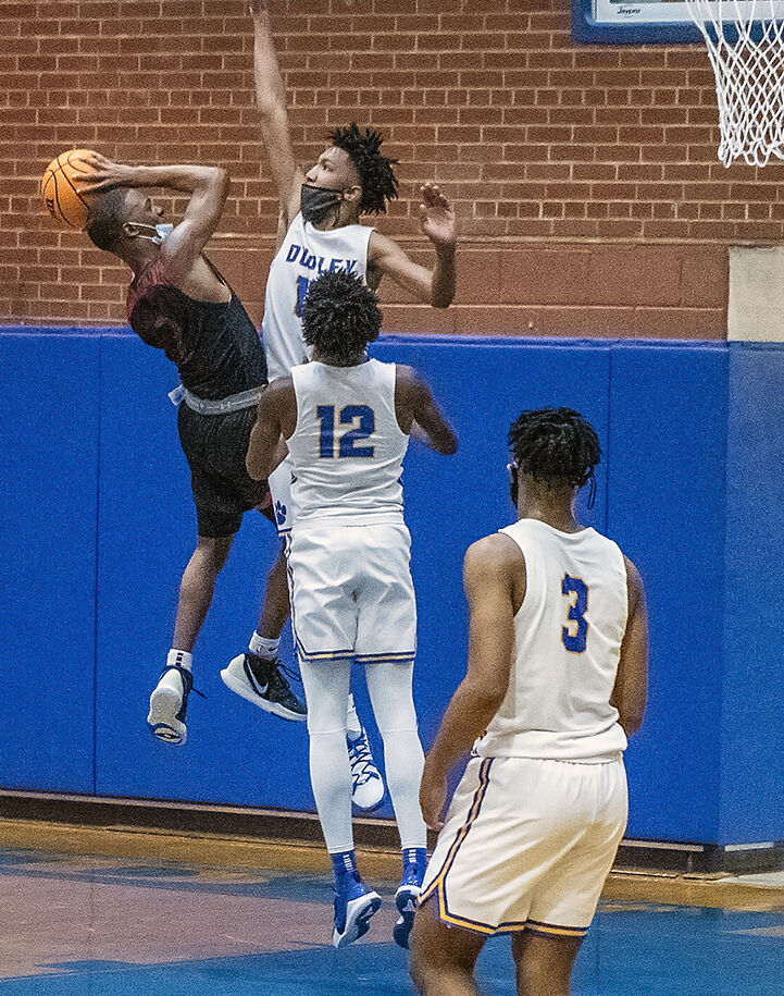 Big 4 Tip-Off Showcase Dudley vs Page